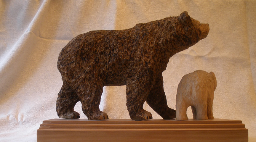 bear woodcarving